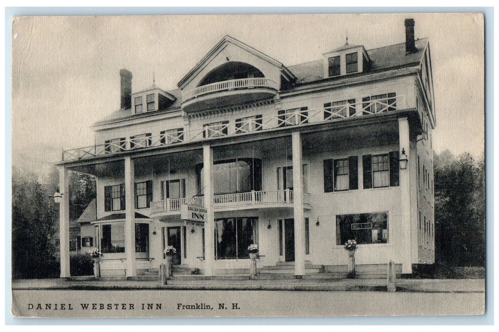 1946 Daniel Webster Inn Building Exterior Franklin New Hampshire NH Postcard