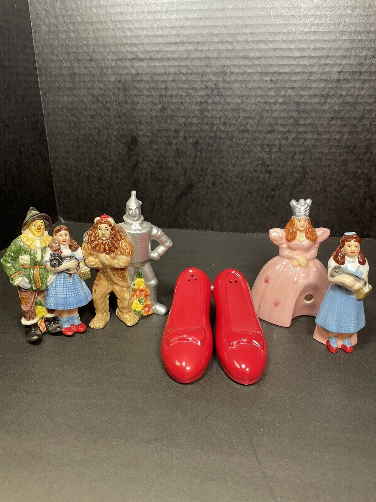 Wizard of Oz Salt Pepper Shaker Magnetic Lot Of 3 Sets Glinda Four Friends