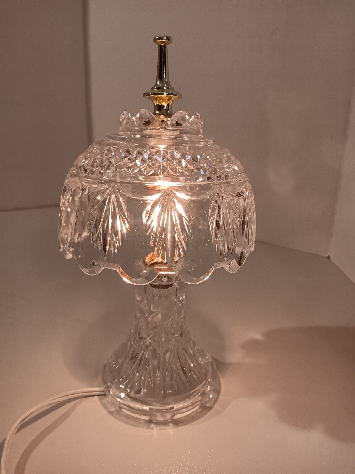 Vintage Cut Crystal Glass Boudoir Bed Side Night Light Table Lamp 11\