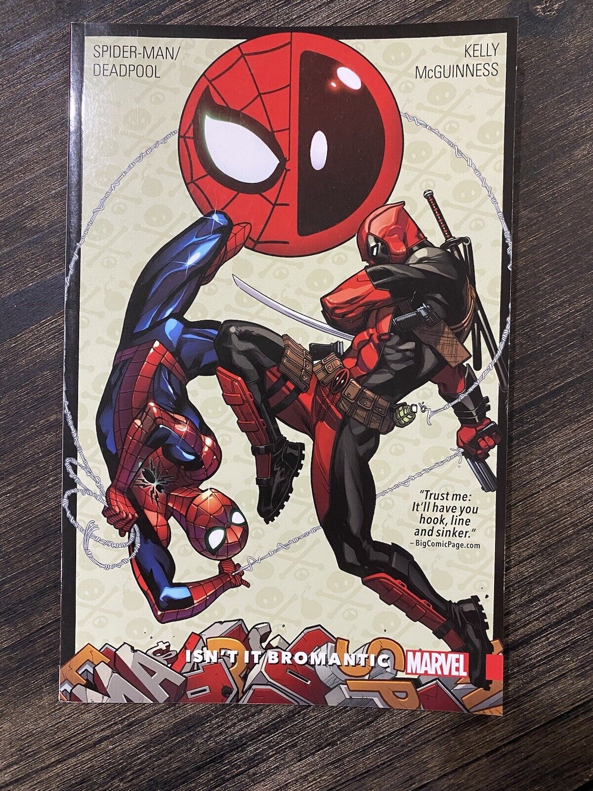 Spider-Man/Deadpool Vol. 1: Isn\'t It Bromantic Graphic Novel (Marvel Comics)