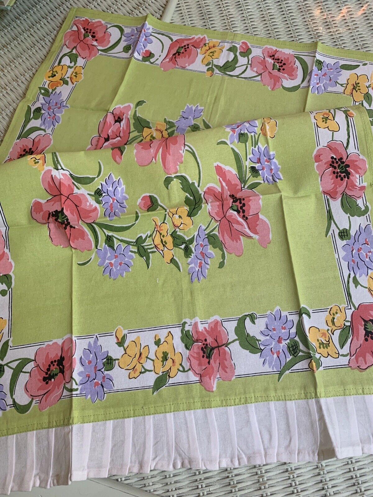 New LuRay Vintage Style Pretty Kitchen Tea Towel - Beautiful Floral Poppy Print