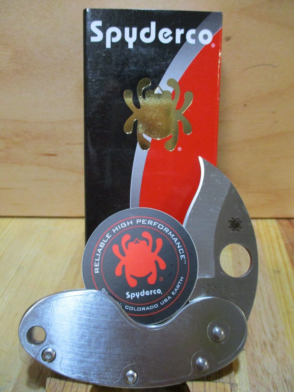 New Spyderco Cricket Fine Edge Pocket Knife - VG-10 Blade - C29 - 