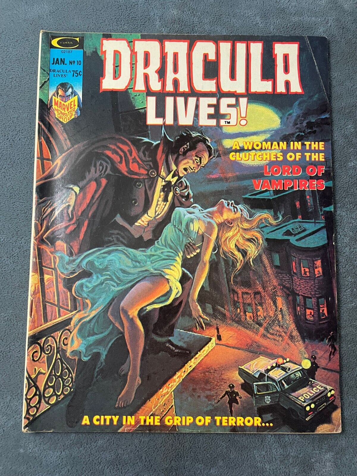 Dracula Lives #10 1975 Marvel Comics Horror Magazine Neal Adams GGA Cover VG