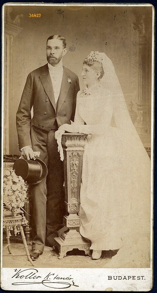 larger size, amazing wedding photo, bride, top hat, flowers, 1880's Hungary
