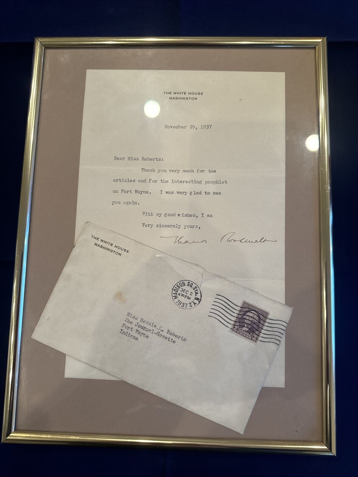 1937 President First Lady Eleanor Roosevelt hand signed Letter And Envelope