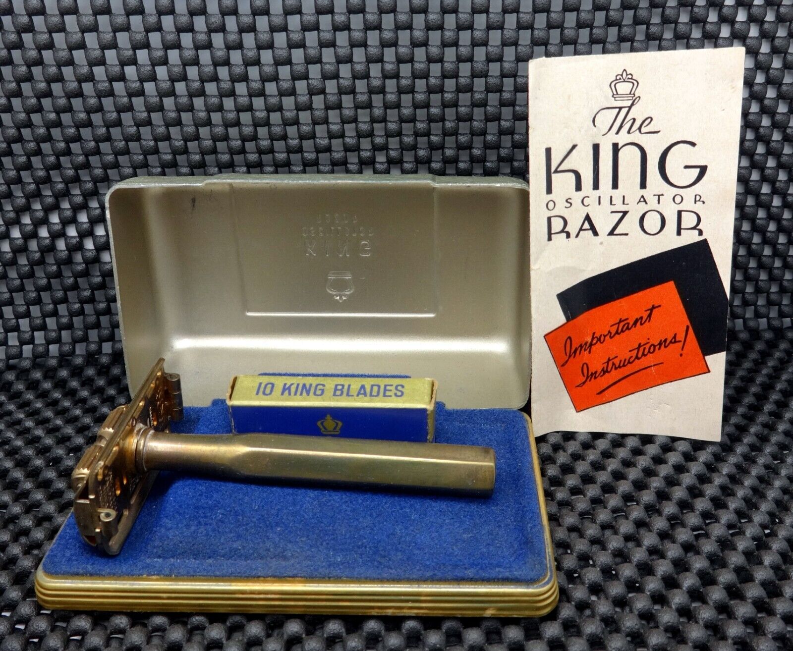 Vintage KING OSCILLATING Safety Razor Set Case & Blades Unused Nice & Clean