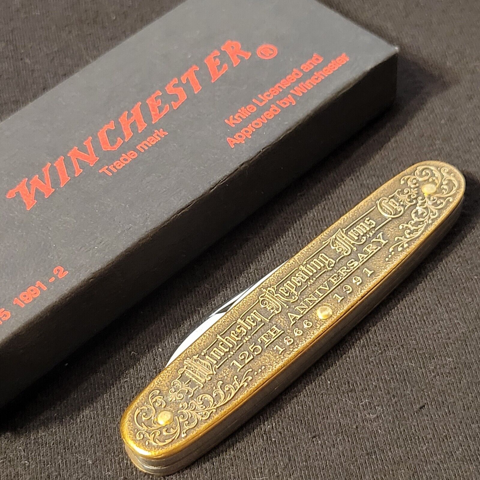 Winchester Knife USA 1991 Repeating Arms 125th Anniversary Brass Handle