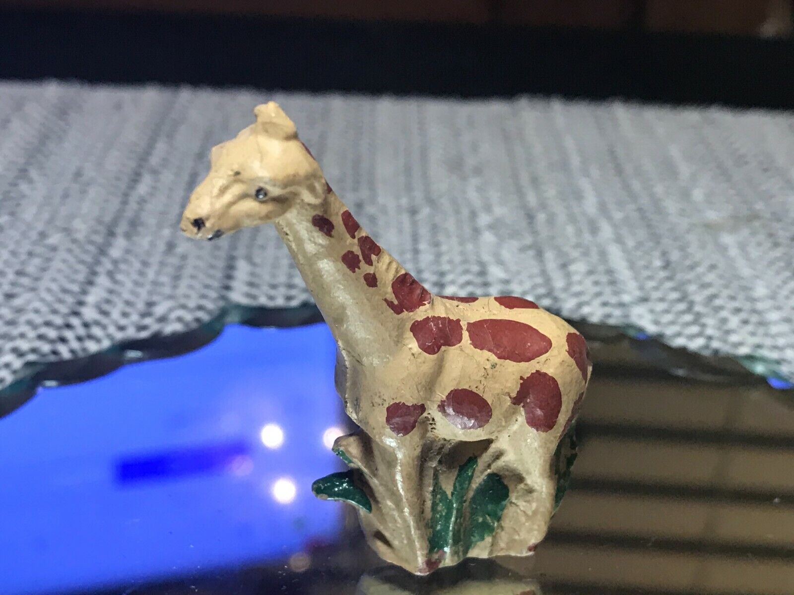 Vintage Miniture Figure Giraffe 2\