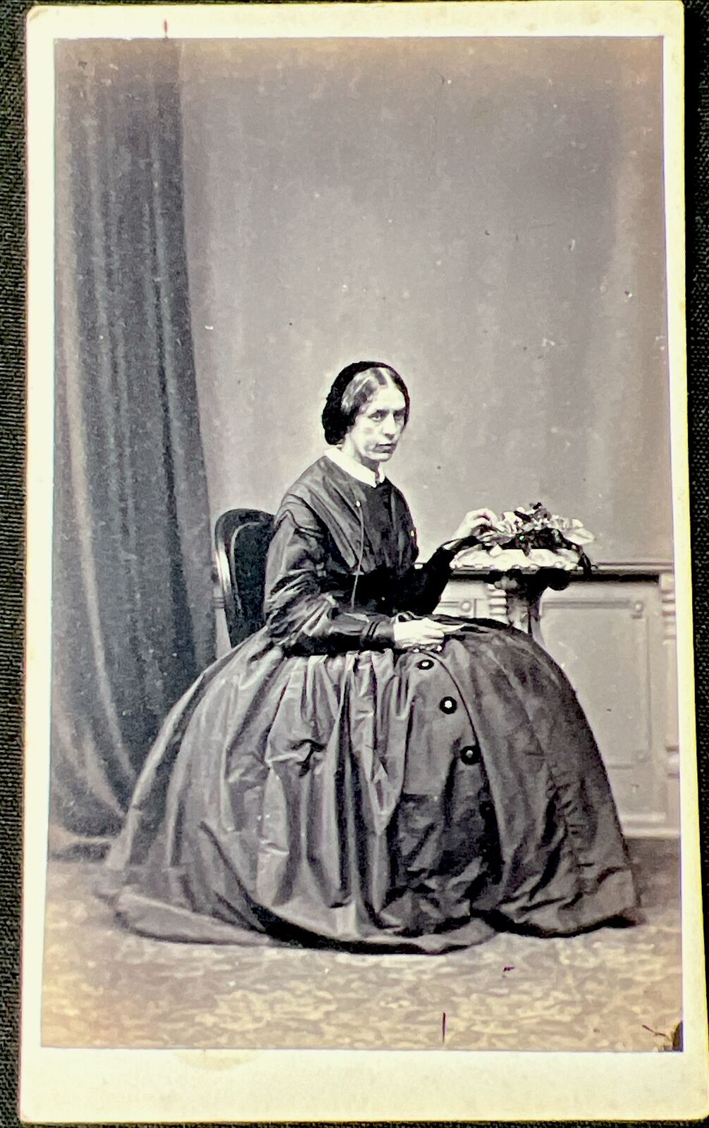 antique 1860s WOMAN in MOURNING CDV Civil War era Holding Photo Flowers
