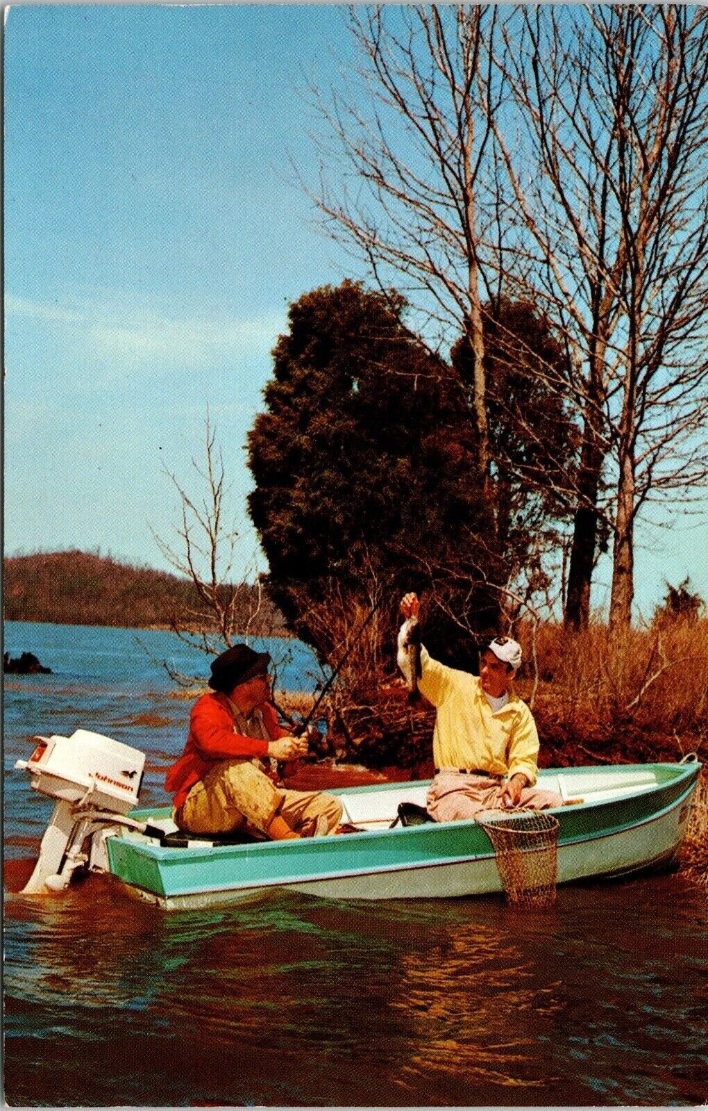 Old Boat Lake Boating Postcard VTG UNP SUN Vintage Unused Chrome