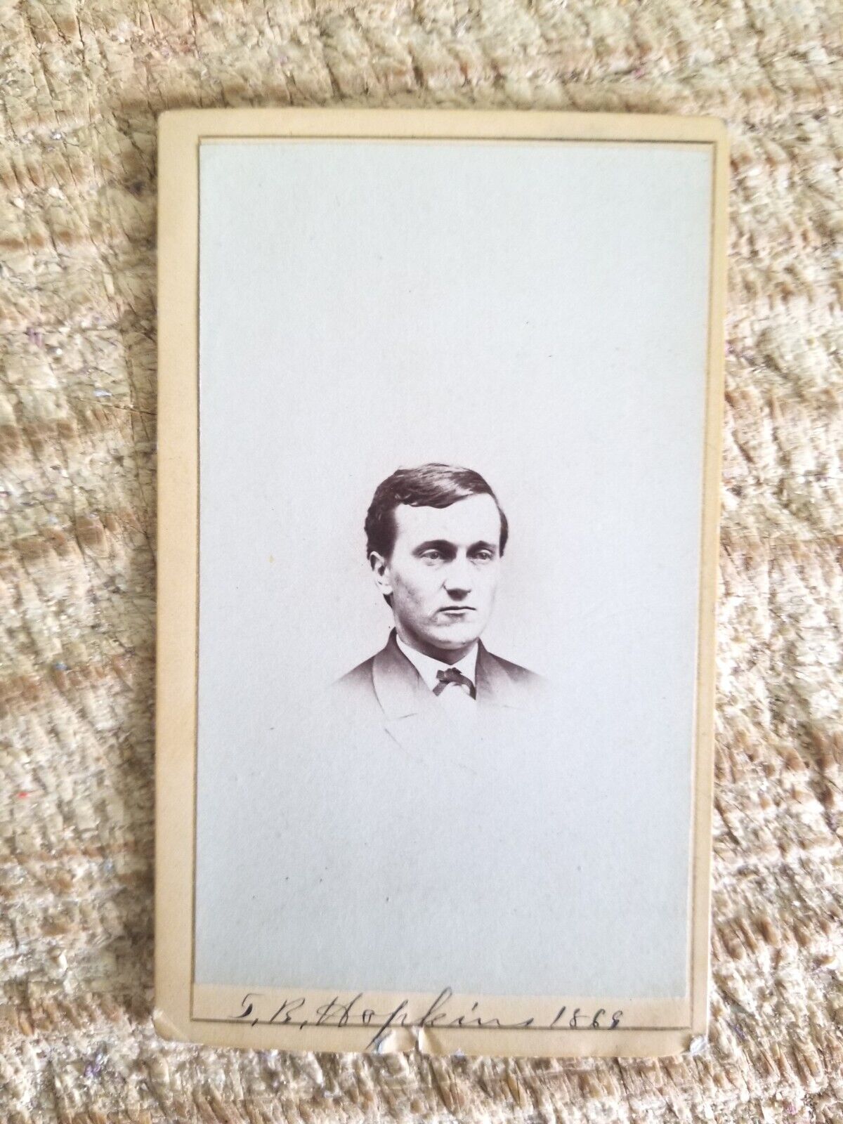 YOUNG MAN IDENTIFIED,1869.VTG 1800\'S MINIATURE POCKET SIZE PHOTO*MCP8