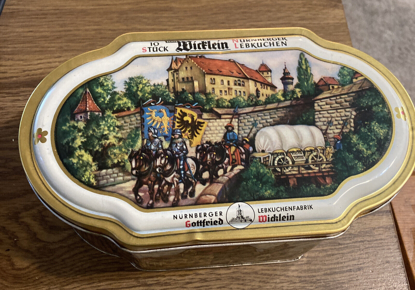 Vintage  Gottfried Wicklein Nuremberg Spice Cake Tin, Made in Germany