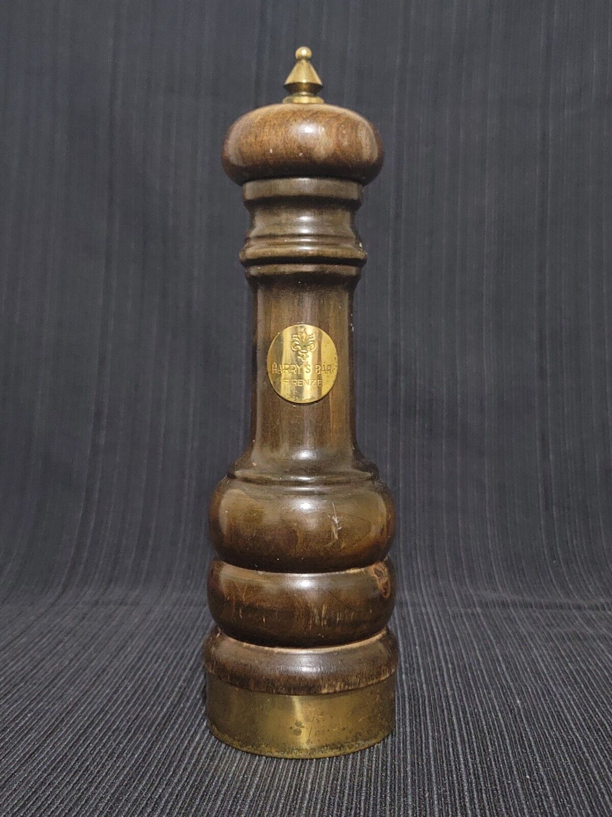 Vintage Harry's Bar Wooden Salt/Peppermill With Spices Firenze Italy