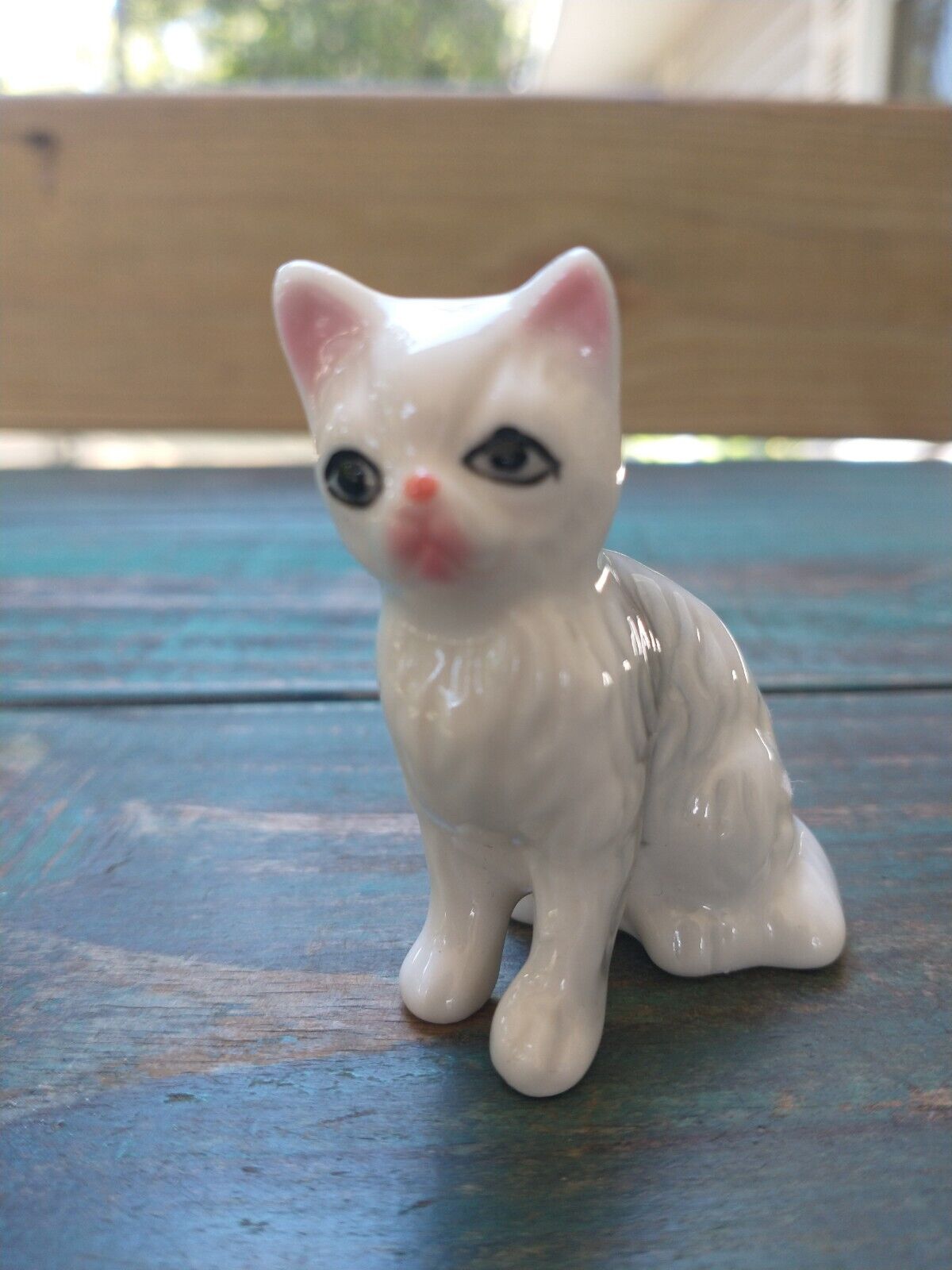 Vintage White/Gray Miniature Genuine Bone China Cat Figurine Taiwan