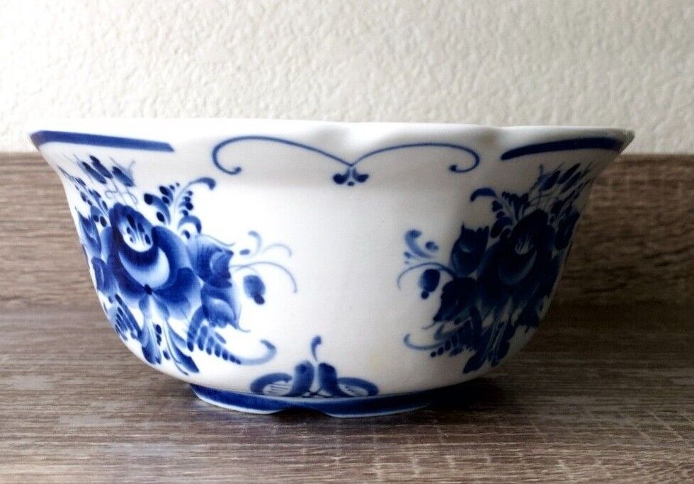 gzhel porcelain Russian handcrafted ceramic bowl