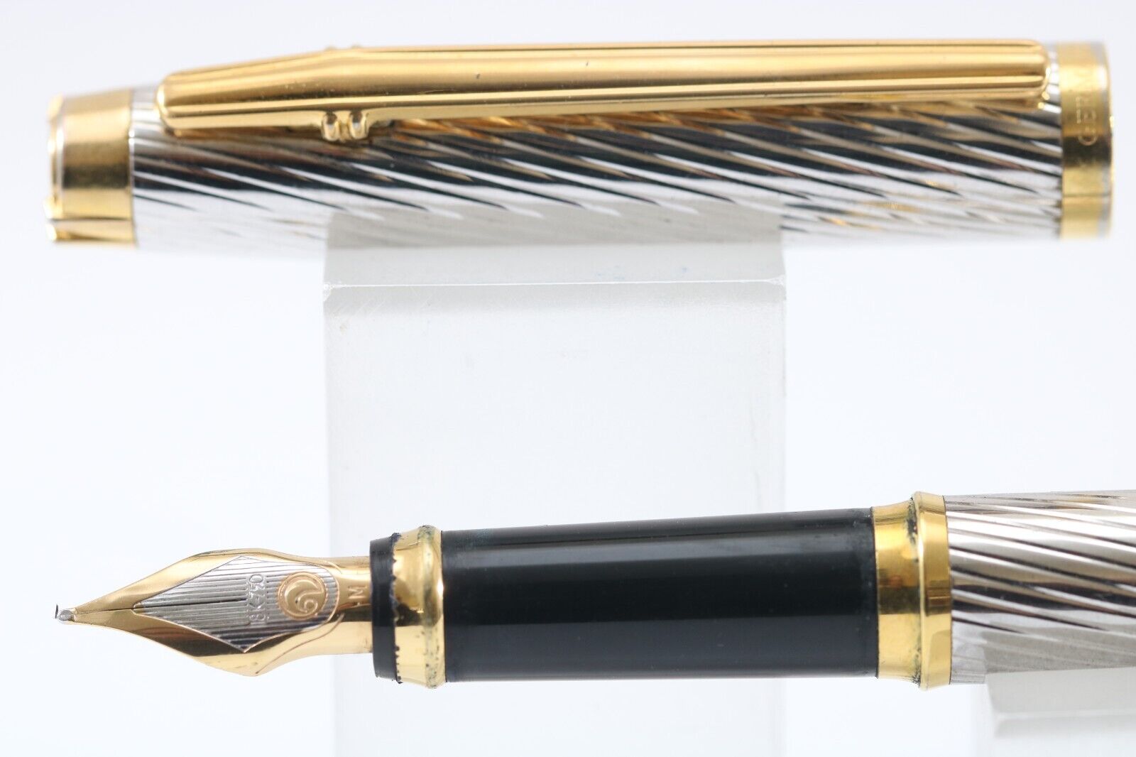Vintage (c1992-93) Elysee Finesse Platinum Plated Fine Fountain Pen, GT
