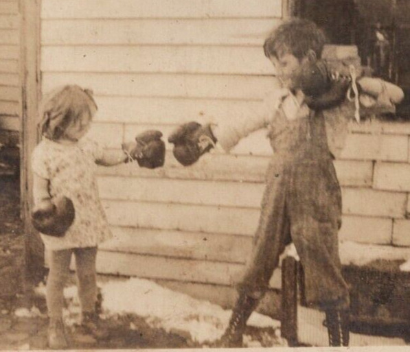 4W Photograph 1930's Brother Sister Boxing Gloves Boy Girl Dad 