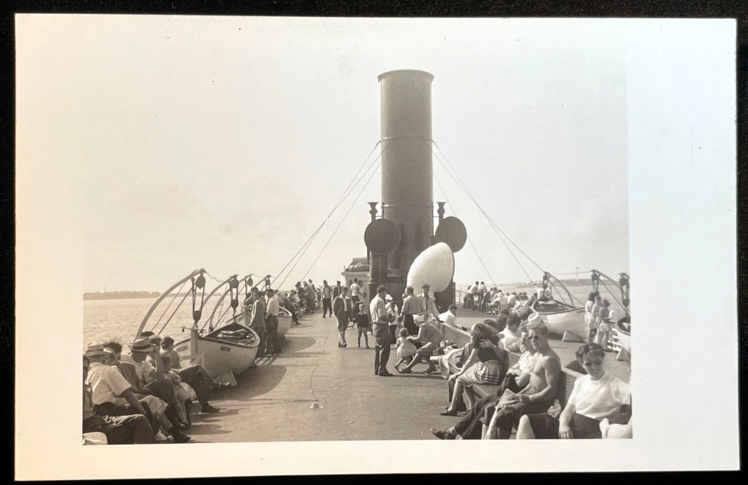 CIRCA 1946 B&W PHOTOGRAPH - VIEW OF PEOPLE ONBOARD THE STEAMBOAT NANTASKET