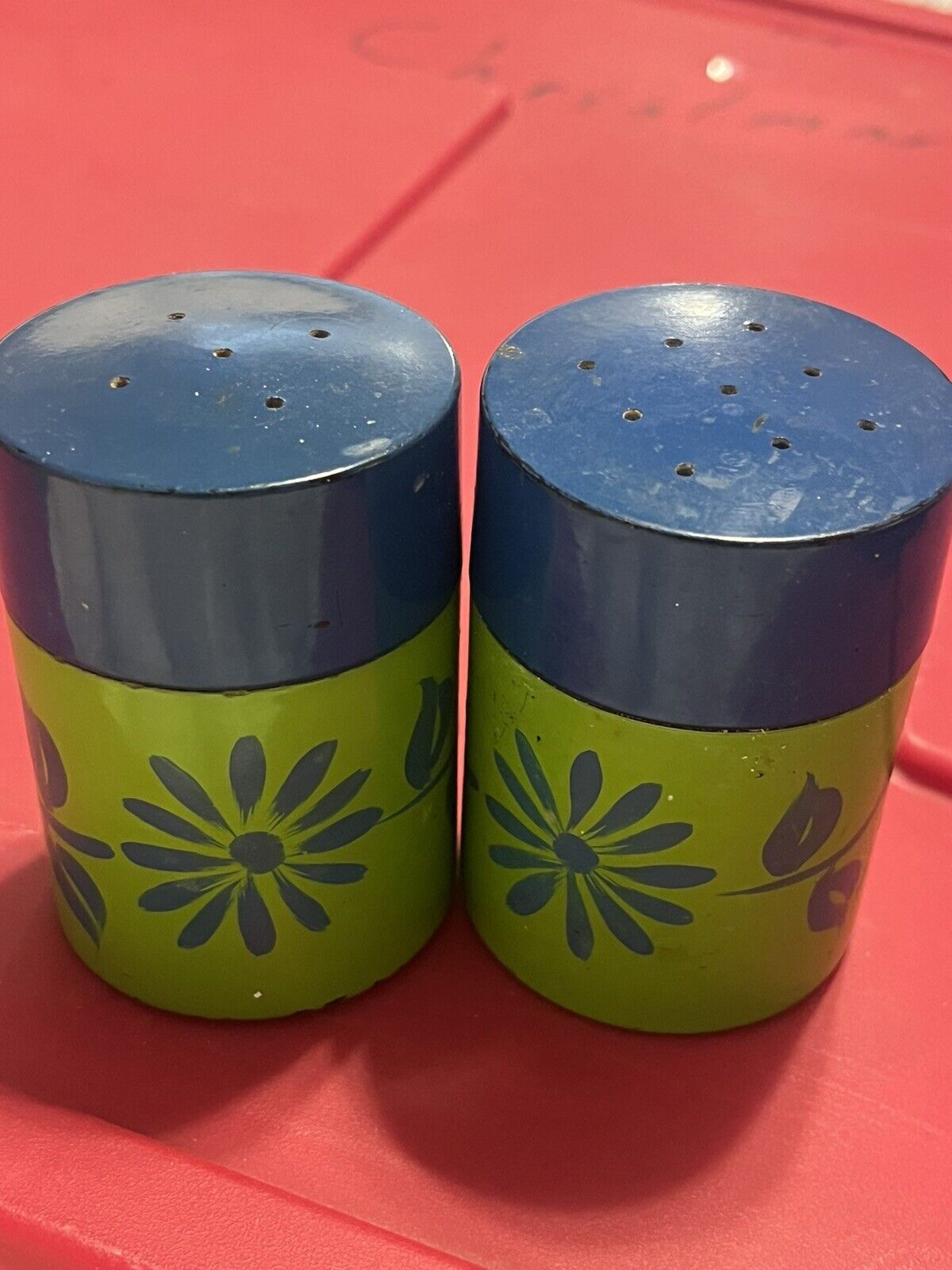 Vintage MCM 70’s Salt & Pepper Shakers Round Green Blue Set