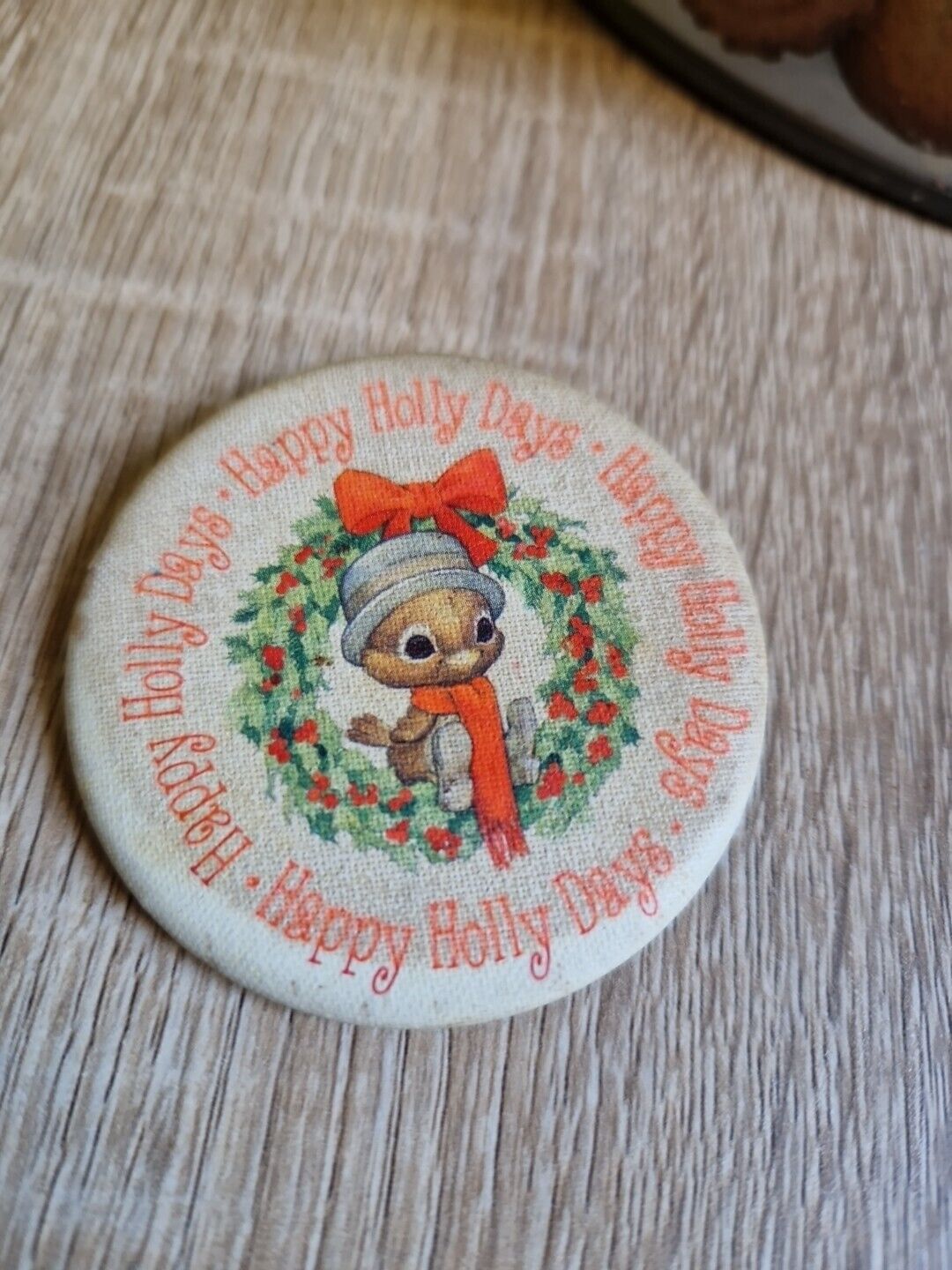 RARE Vintage Fabic Badge Hallmark Happy Holly Days  Spencer Sparrow Christmas