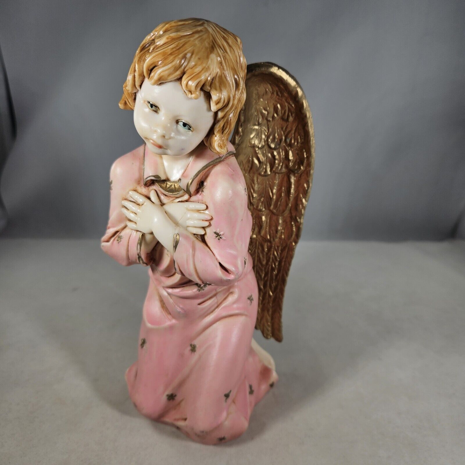 Vintage Lello Kneeling Angel Figurine Large Gold Wings Italy 5501 8 inches Tall