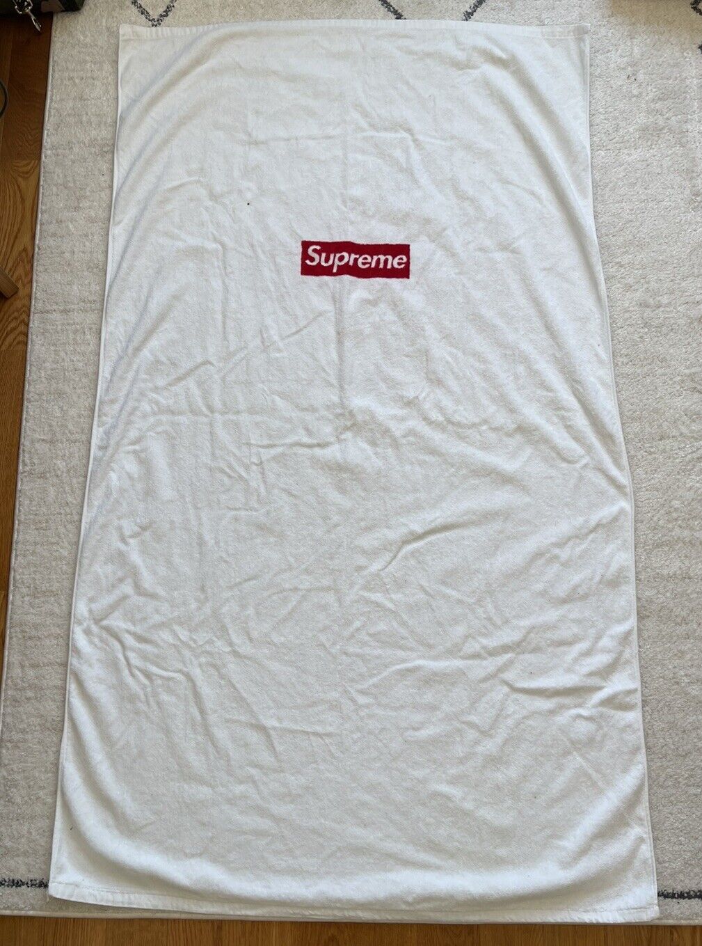 Supreme Box Logo Beach Towel White 100 % Authentic