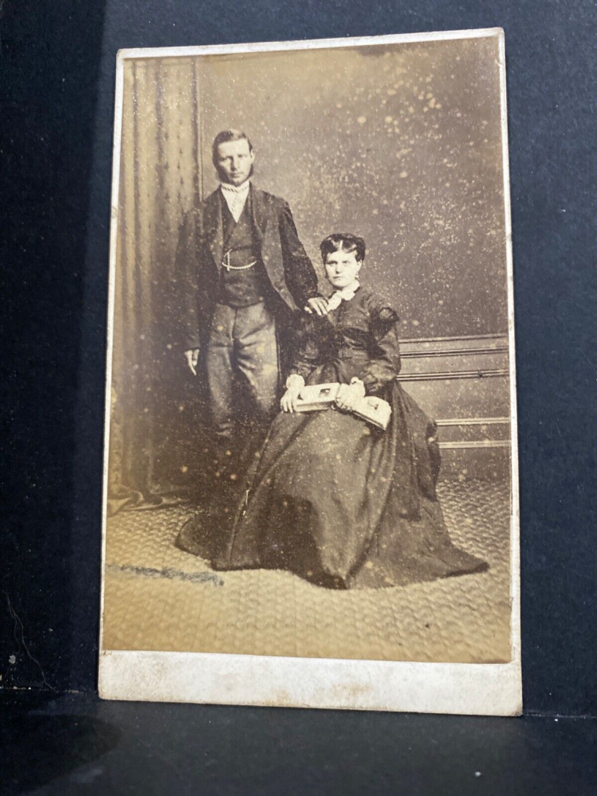 Antique CDV photo handsome man & pretty woman by Latchmore of Hitchin & Royston