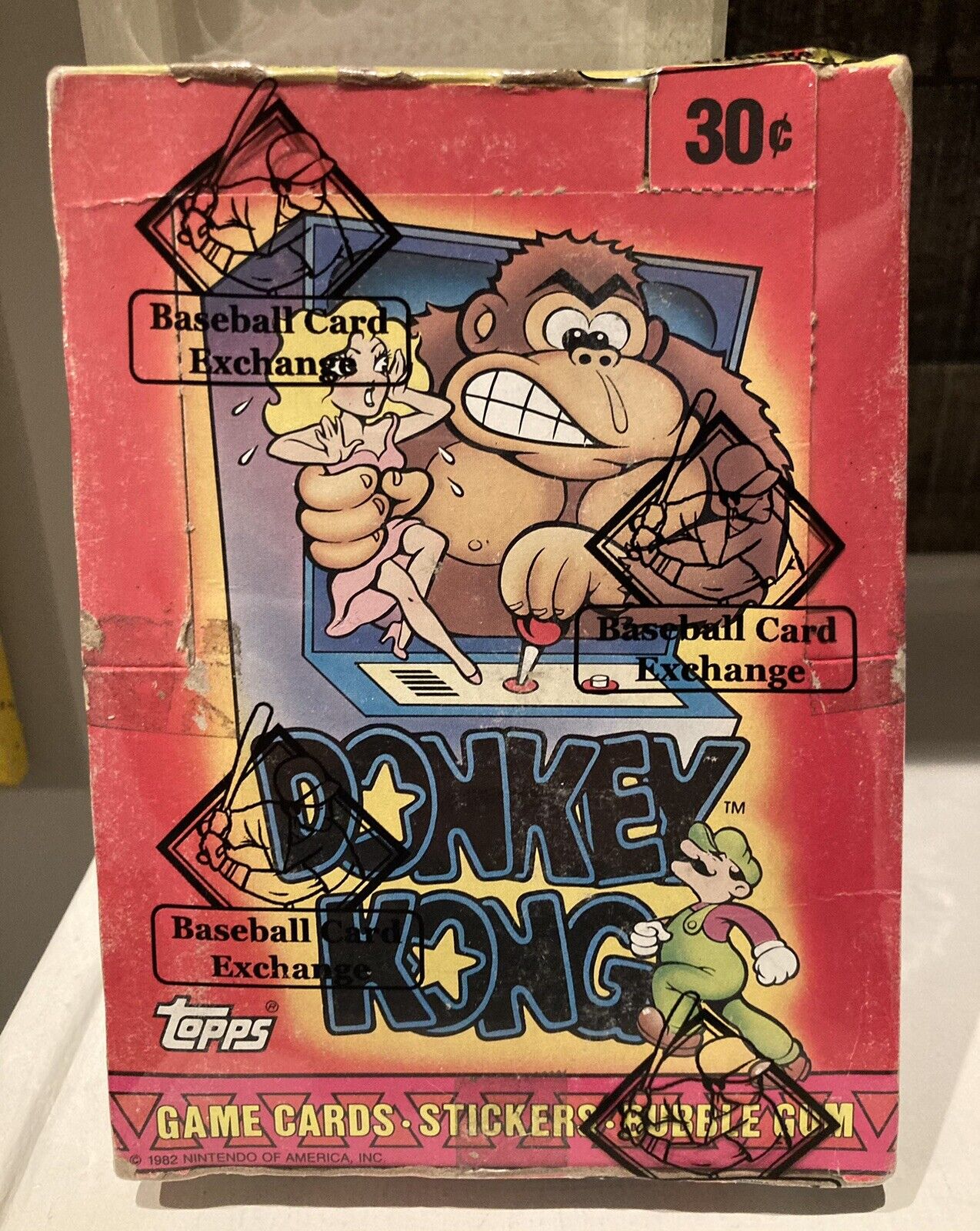 1982 Topps Donkey Kong unopened wax box BBCE Certified Mario Peach NES Nintendo