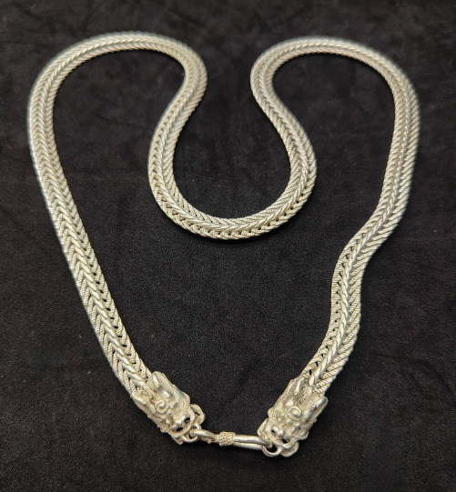 Rare Tibetan Tibetan silver dragon chain necklace