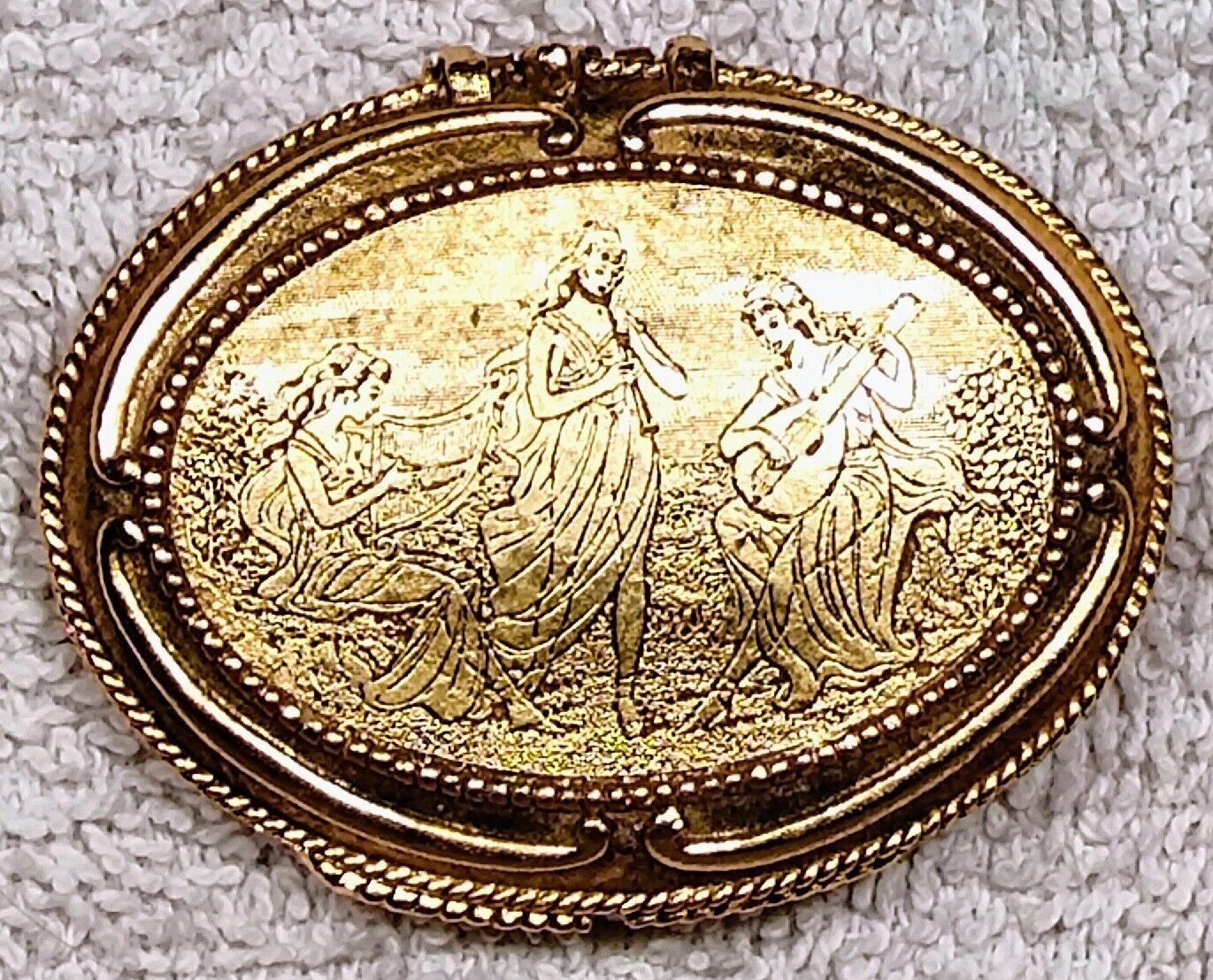 vintage victorian engraved golden make up mini trinket box