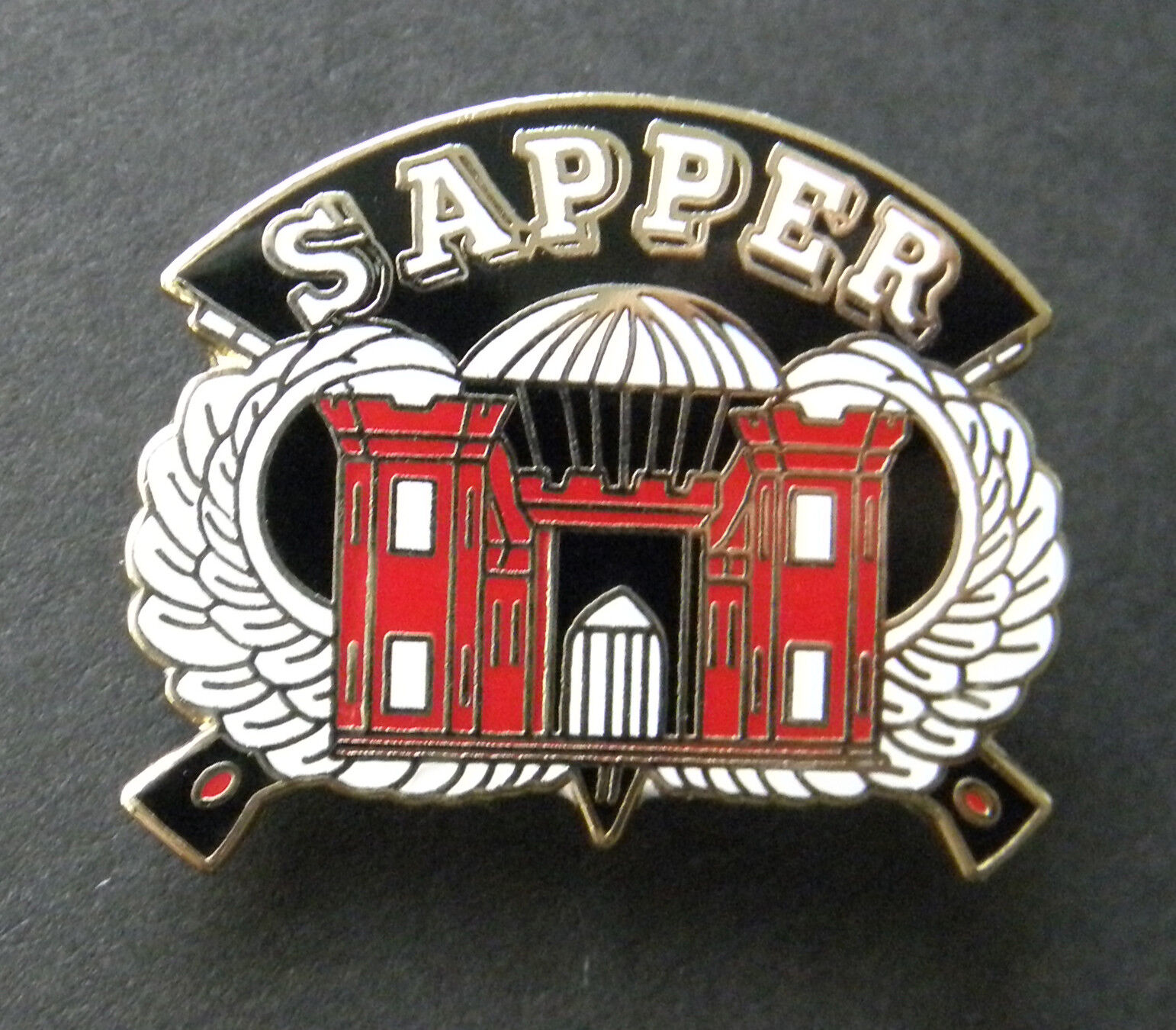 ARMY SAPPER ENGINEER AIRBORNE PARA LAPEL PIN BADGE 1.1 INCHES