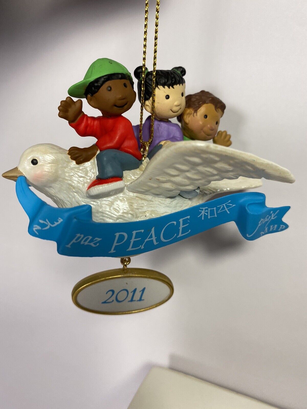 Hallmark Dove Keepsake Believe In Peace UNICEF 2011 Christmas Ornament Children