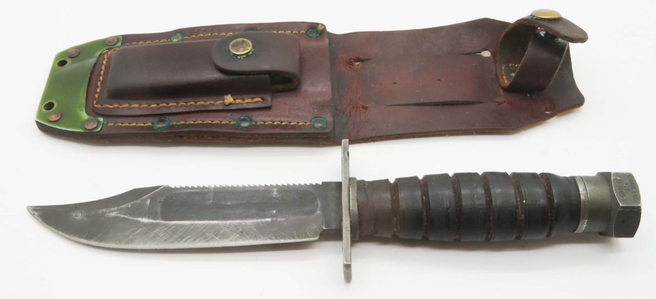 G41) 1969 VINTAGE CAMILLUS SURVIVAL PILOT KNIFE WITH ORIGINAL SHEATH