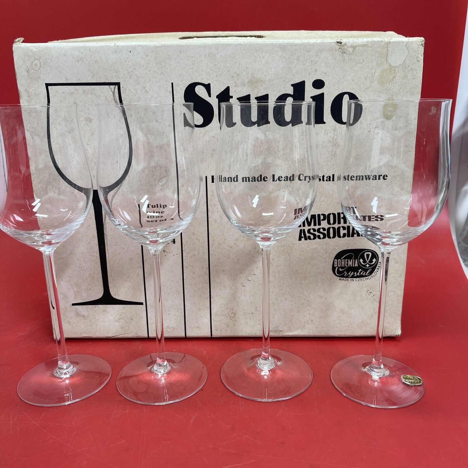 Vintage Studio Tulip Wine 10oz Set of 4. Bohemia Crystal.