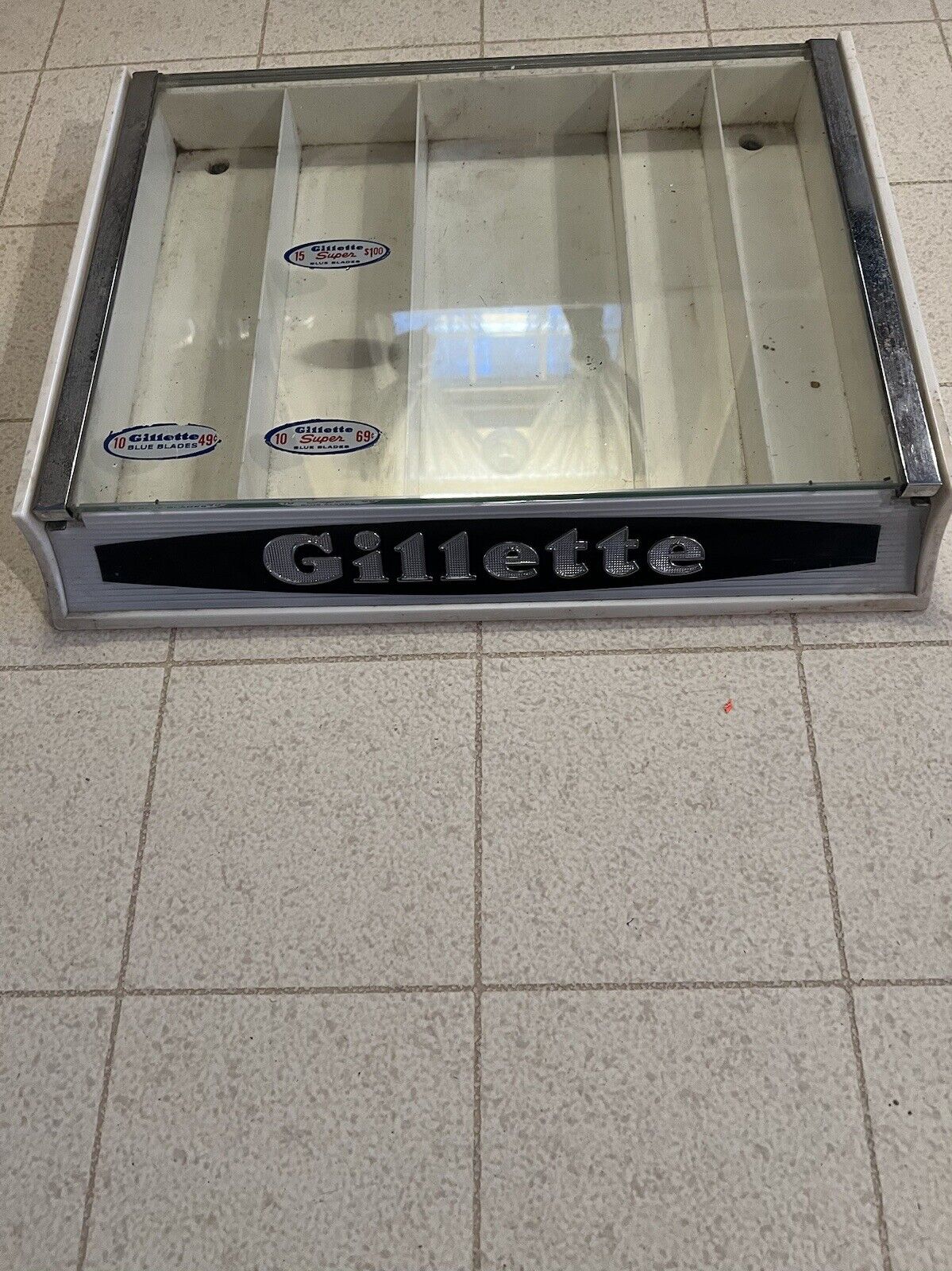 Vintage 1950’s Gillette Counter Glass Top Razor and Blade Store Display Case