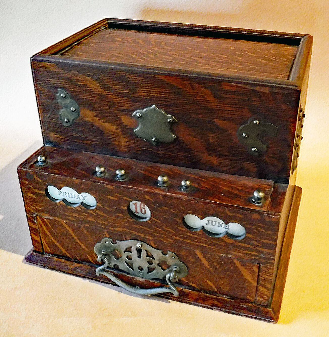ANTIQUE OAK  VICTORIAN ERA 1880s LOCKING ROLL TOP DESK FILE CALENDAR CABINET BOX