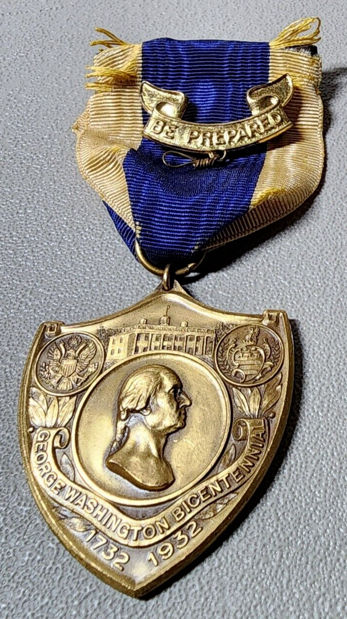 Antique George Washington Bicentennial Commission 1932 Gold Medal Ribbon RARE