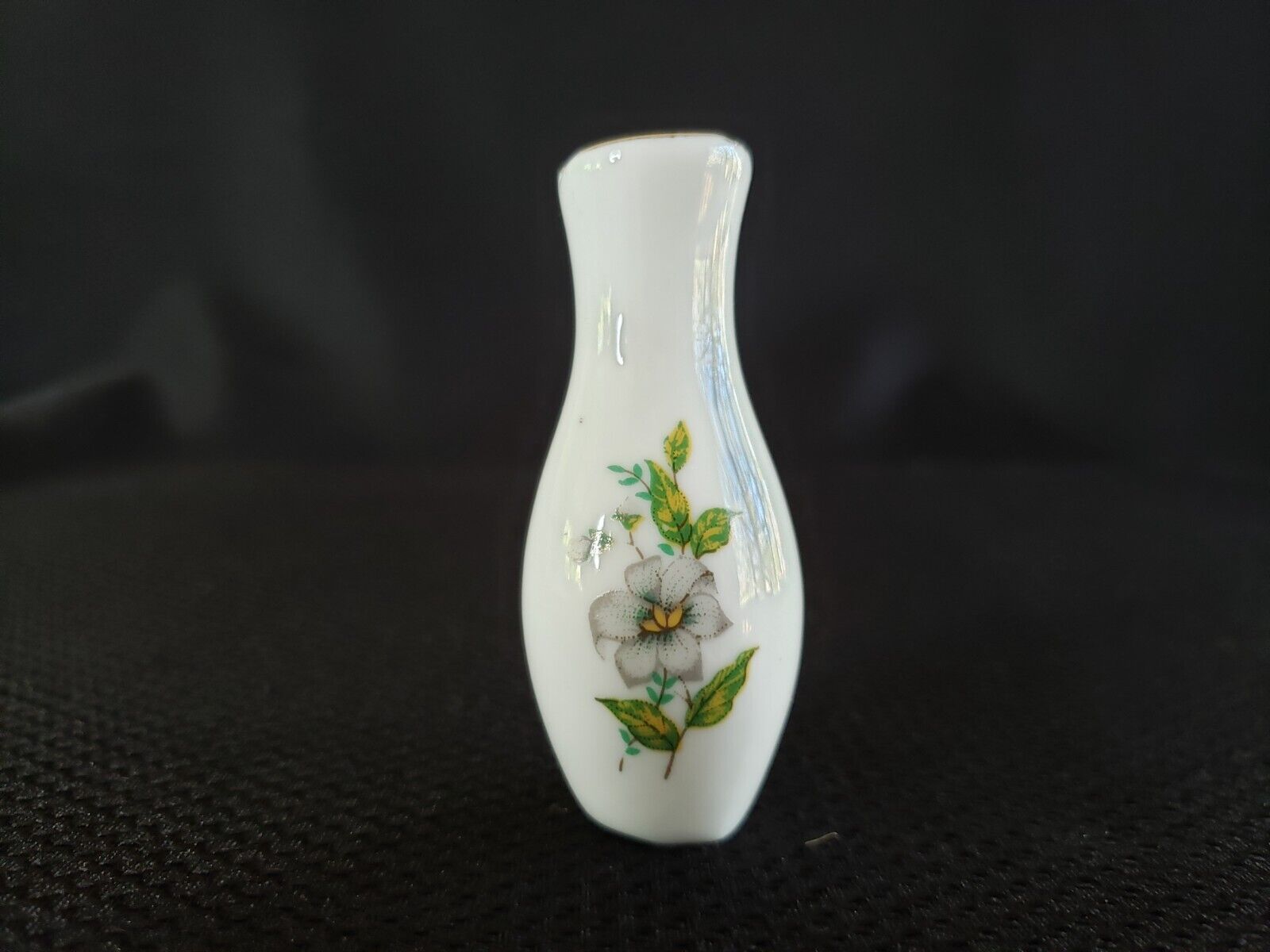 Vintage Miniature Vase White Flower 70’s 2.75” Tall