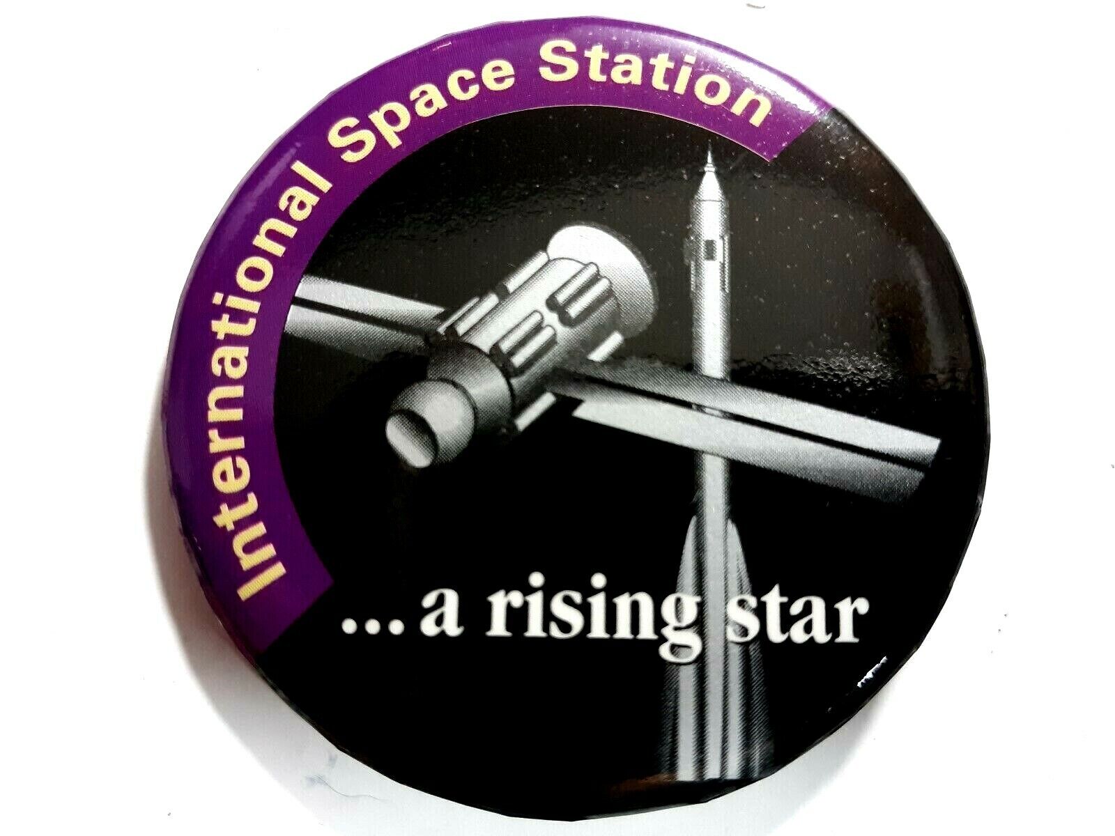 NASA International Space Station pin button pre-owned