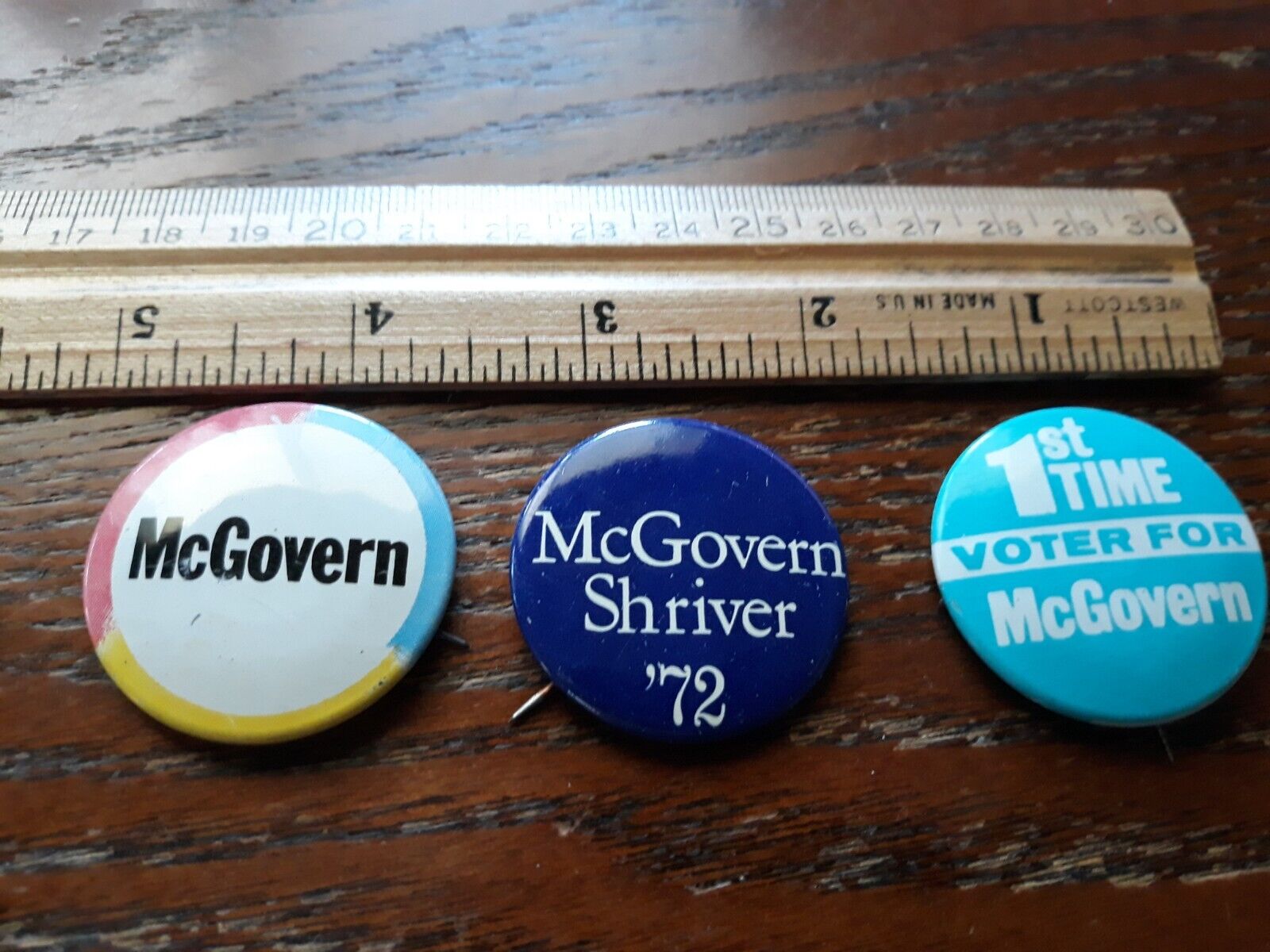 Lot of 3 PRESIDENT CAMPAIGN 1972 election Pin Buttons MC GOVERN SHRIVER  