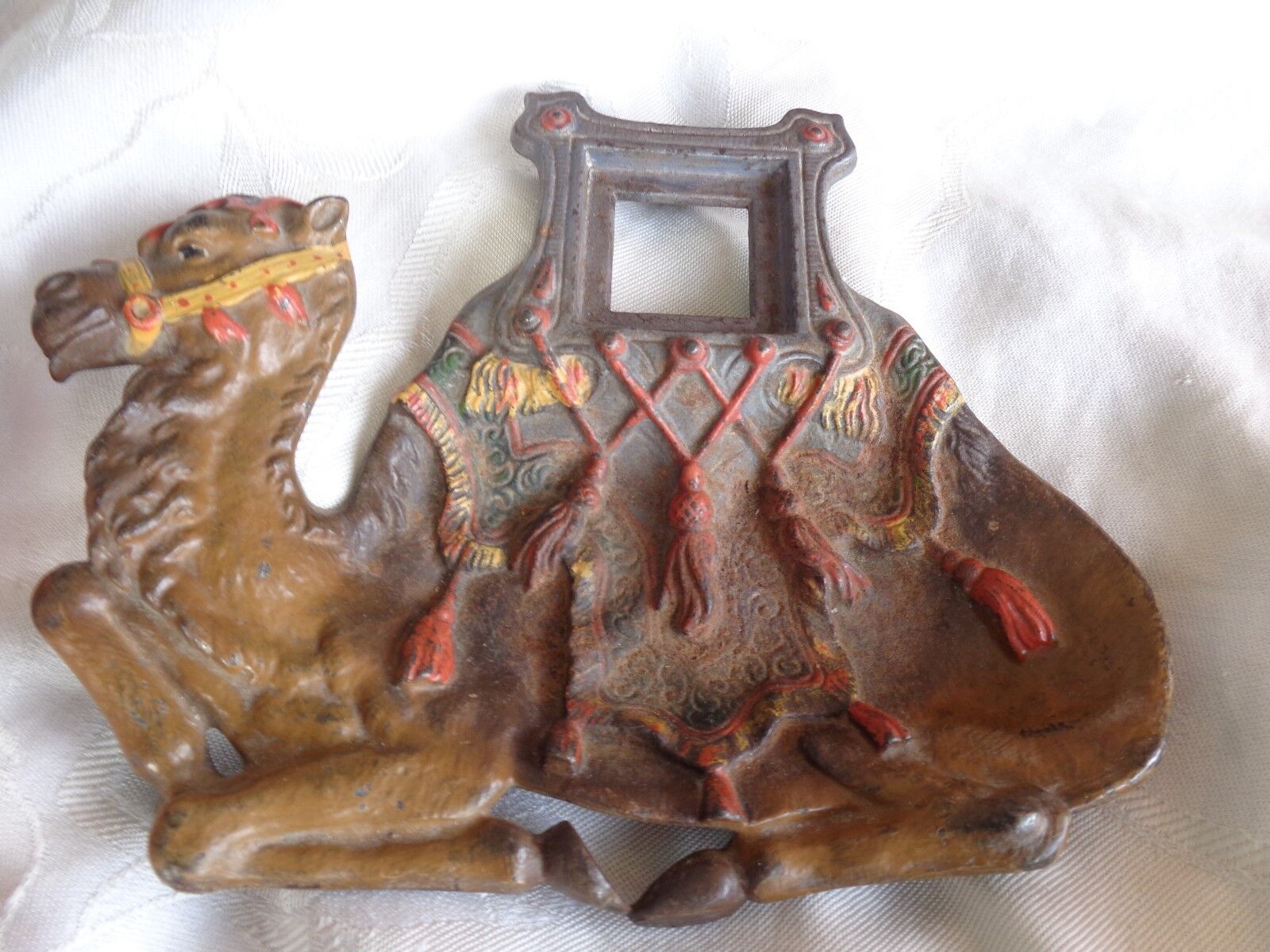 VINTAGE 19thC VICTORIAN COLD PAINTED CAMEL CAST IRON INKWELL STAND OLD ESTATE