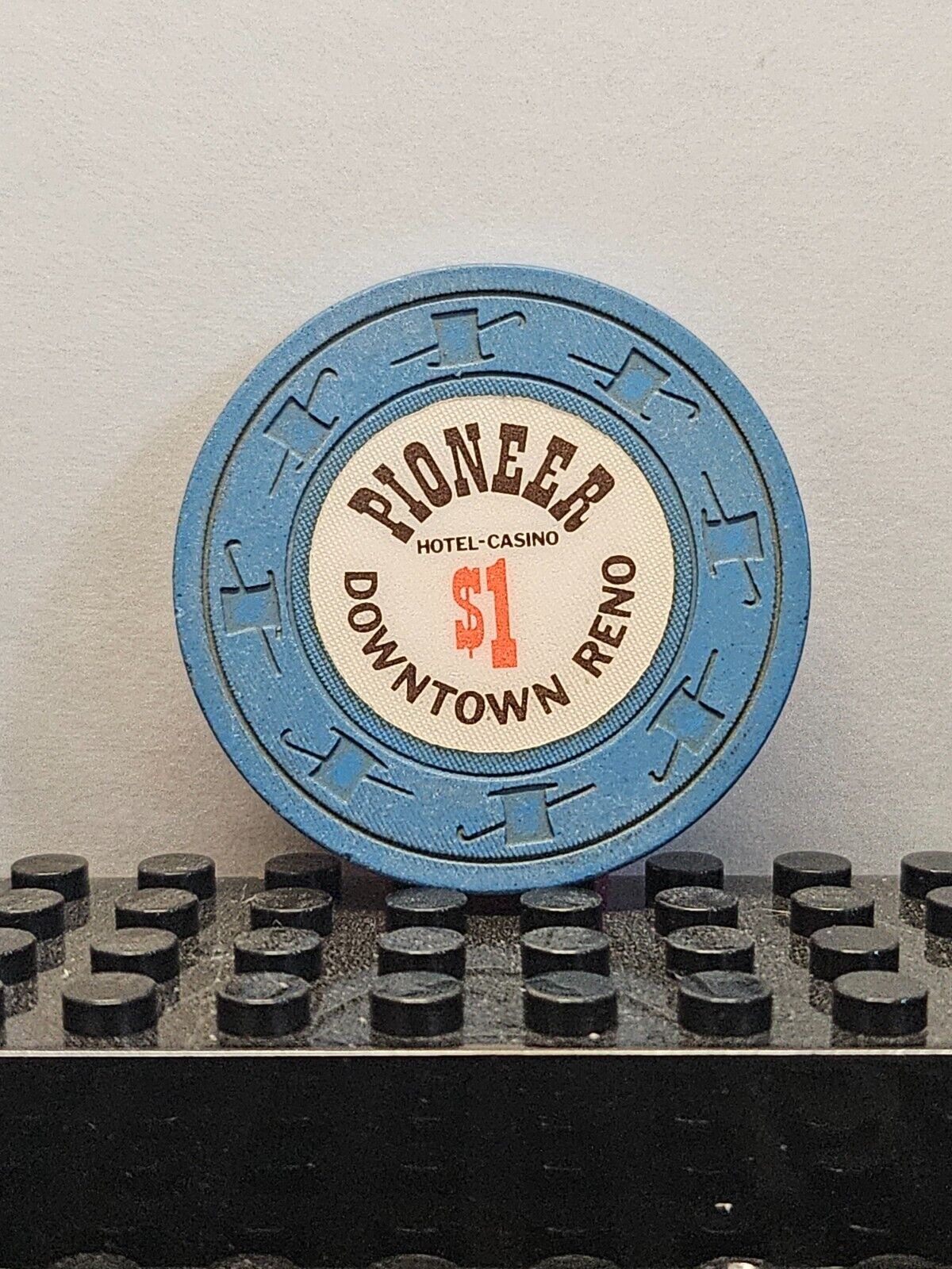 Pioneer $1 reno casino chip