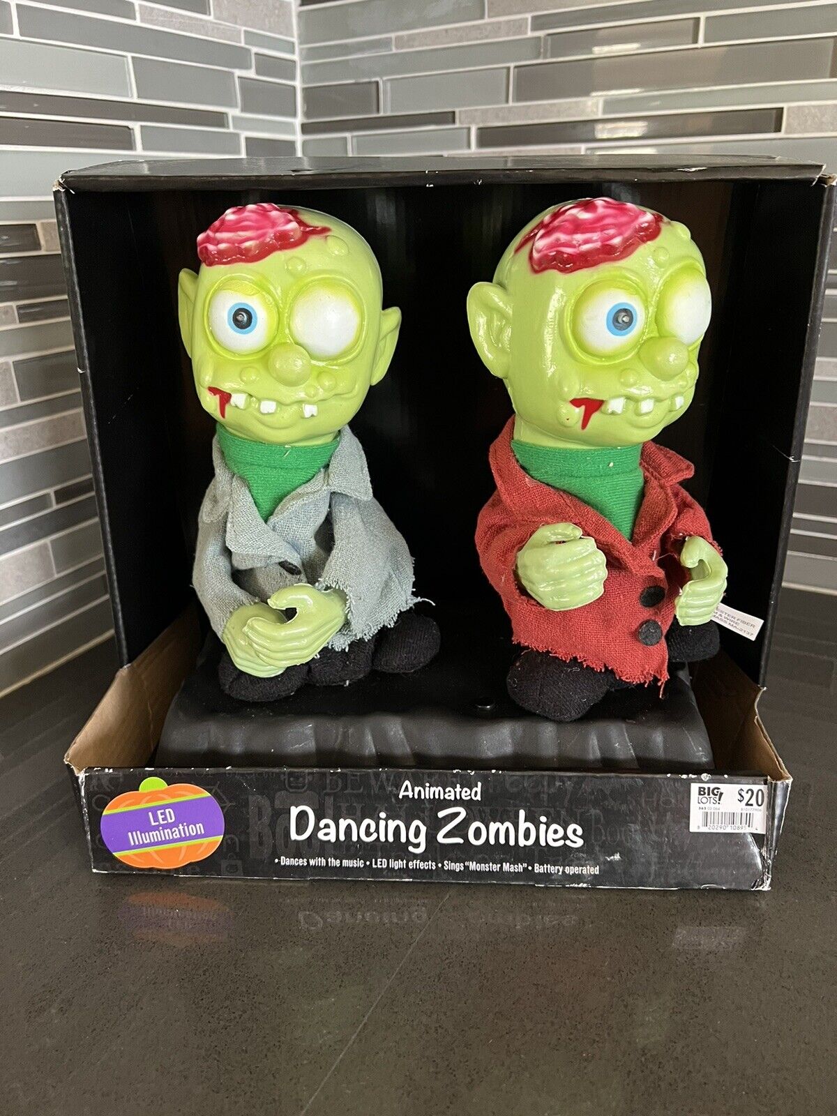 Animated Dancing Zombies Sing & Dance to Monster Mash LED Illumination New HTF