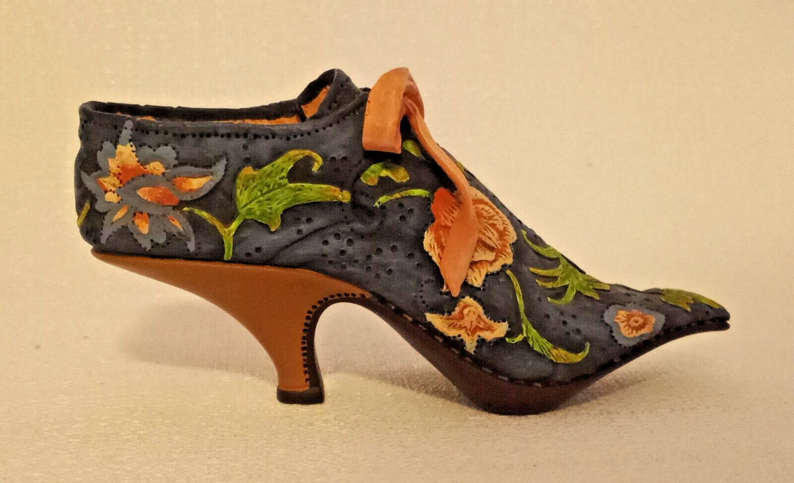 Just the Right Shoe by Raine Versailles France Glitter Palaces of 18th Century