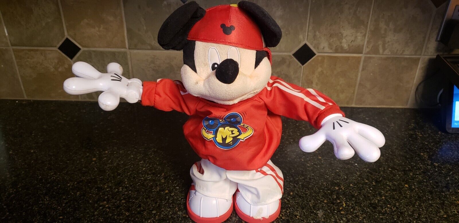 Video 2011 Disney Fisher Price M3 Master Moves Mickey Mouse Hip Hop Break Dance