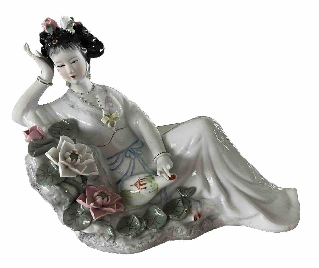 Vintage MCM Porcelain Asian Geisha Girl Reclining with Flowers 10” Long 