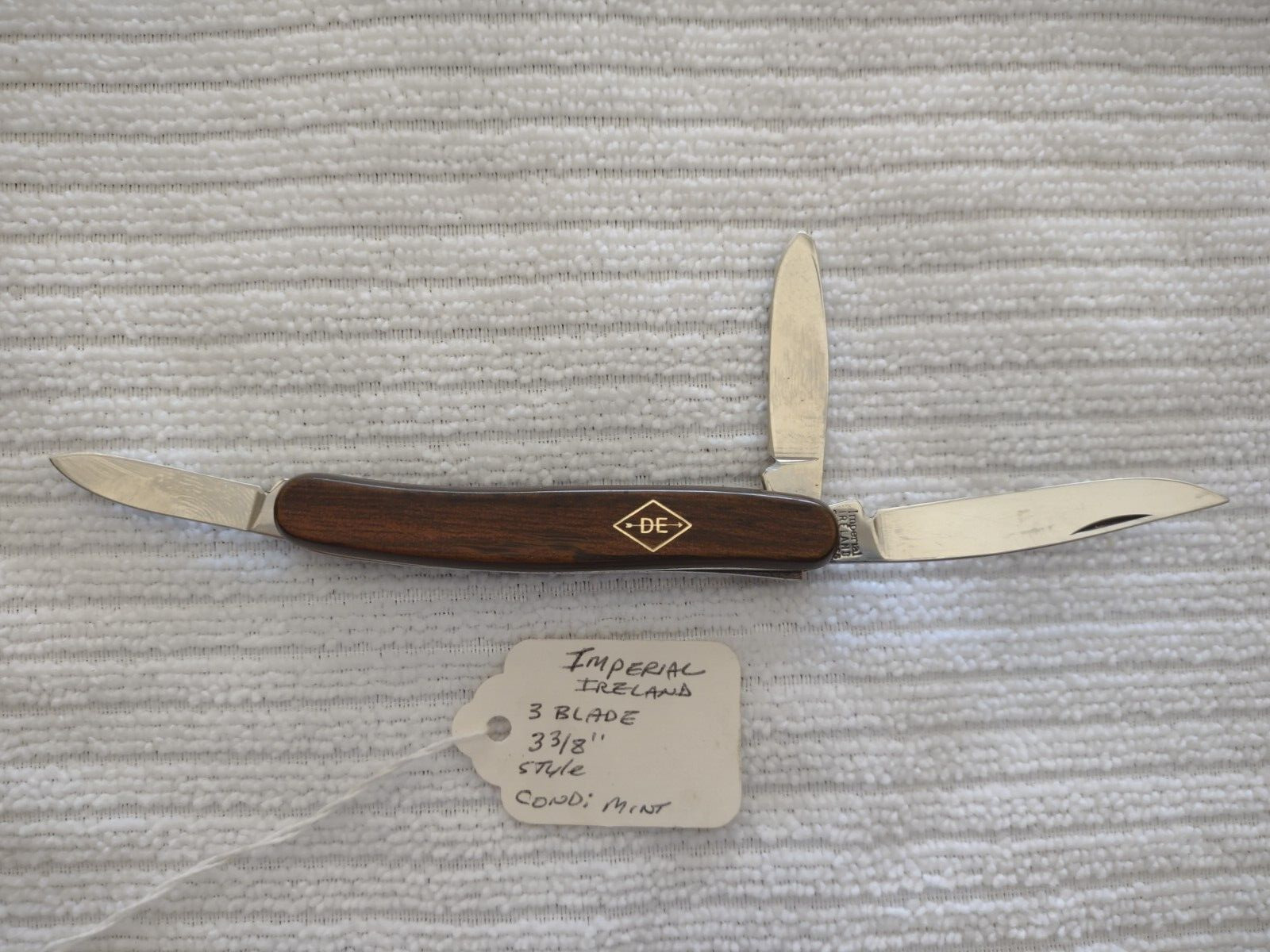 Vintage IMPERIAL IRELAND DE Diamond Edge 3 Blade Whittler Pocket Knife