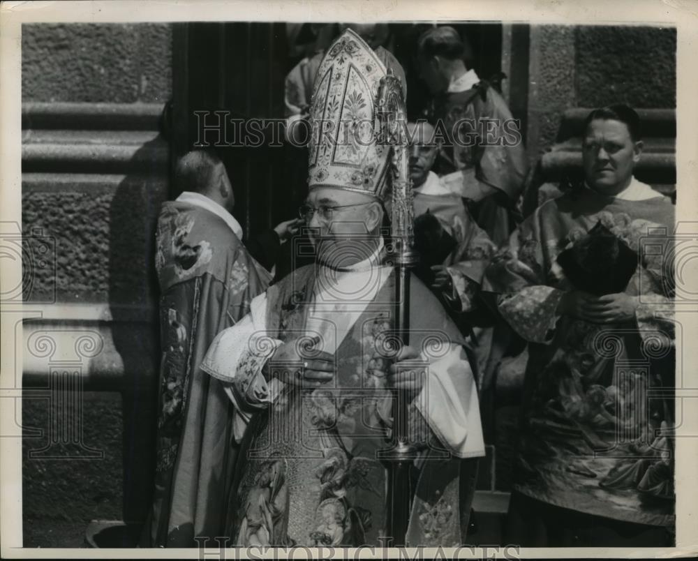 1949 Press Photo New York Francis Cardinal Spellman at St Patrick\'s Easter NYC