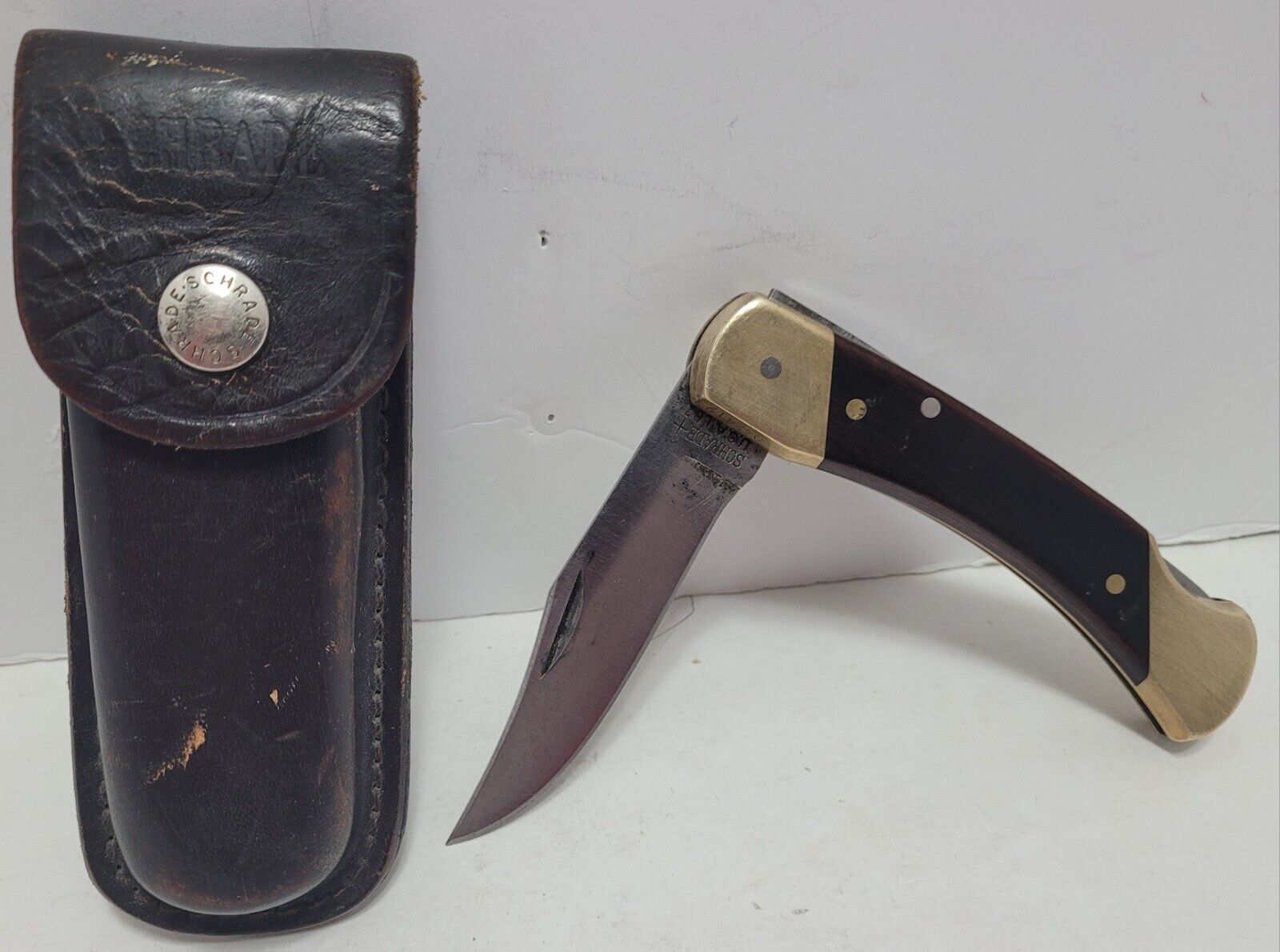 VINTAGE SCHRADE LB7 FOLDING POCKET KNIFE WITH ORIGINAL SHEATH