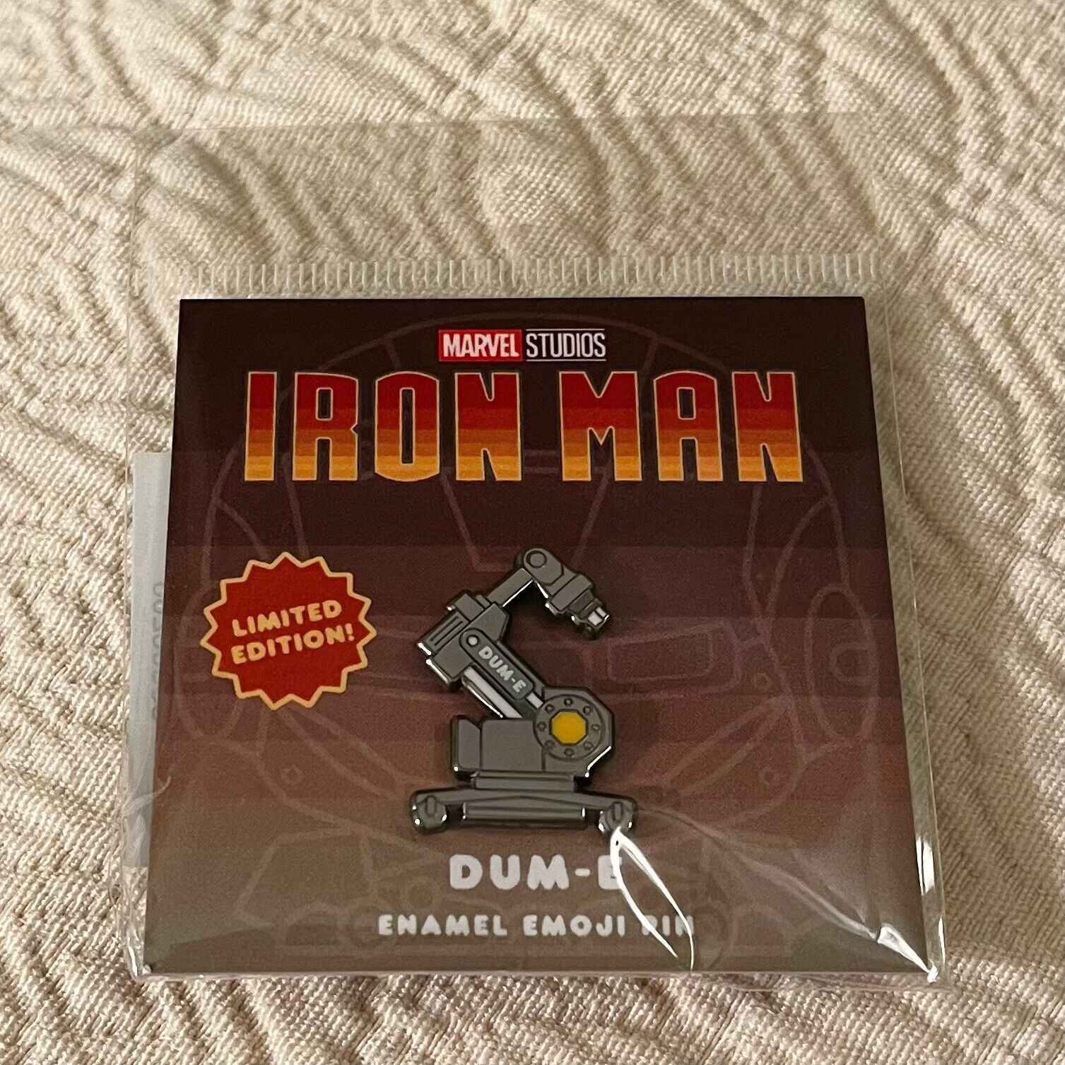 NEW 100% Soft Disney Marvel Avengers Iron Man DUM-E Limited Edition Pin